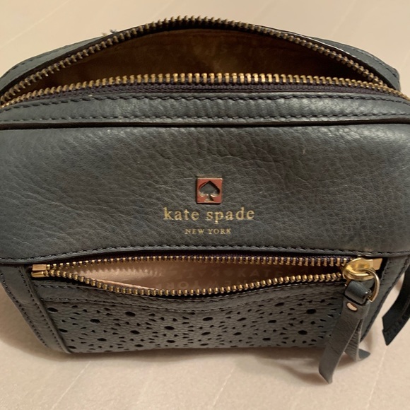 Kate Spade Purse - Picture 4 of 9